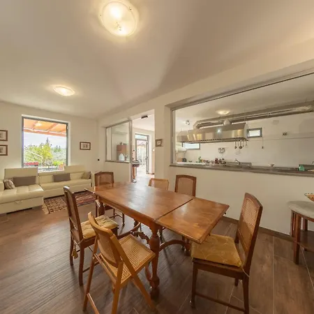 Villa Ville Petrara - Villa Con Piscina E Spa Nei Vigneti Luogosano