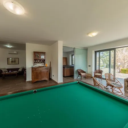 Ville Petrara - Villa Con Piscina E Spa Nei Vigneti Luogosano