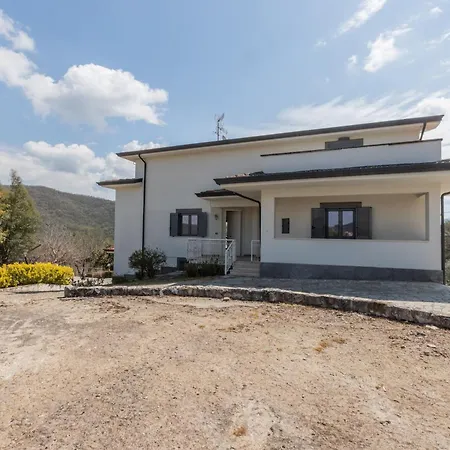 Ville Petrara - Villa Con Piscina E Spa Nei Vigneti