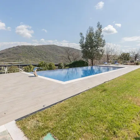 Villa Ville Petrara - Villa Con Piscina E Spa Nei Vigneti