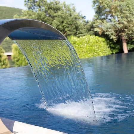 Ville Petrara - Villa Con Piscina E Spa Nei Vigneti * Luogosano