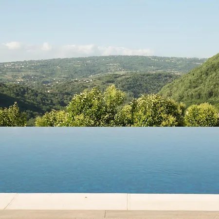 Ville Petrara - Villa Con Piscina E Spa Nei Vigneti Luogosano
